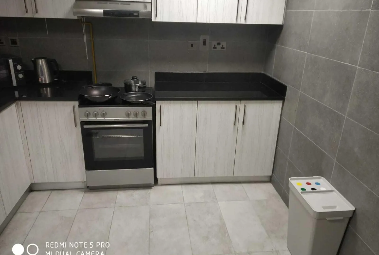 Oyo Home 1382 Spacious 1 Bhk With Balcony Αμπού Ντάμπι 0*,  Ηνωμένα Αραβικά Εμιράτα